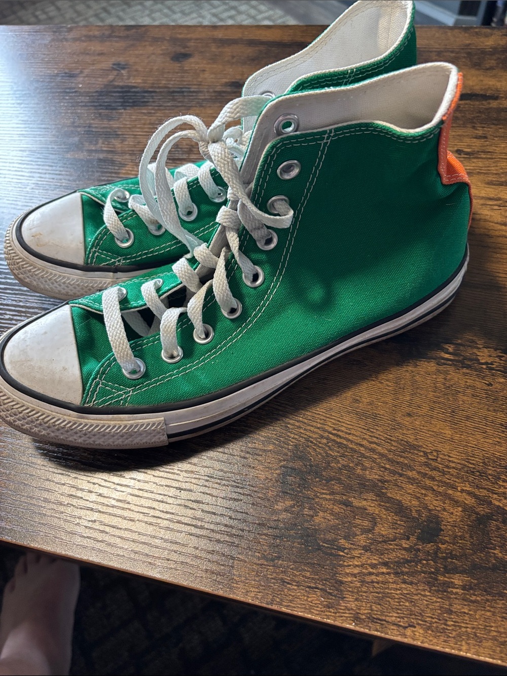 Converse Chuck Taylor All Star sneakers. - Picture 5 of 8